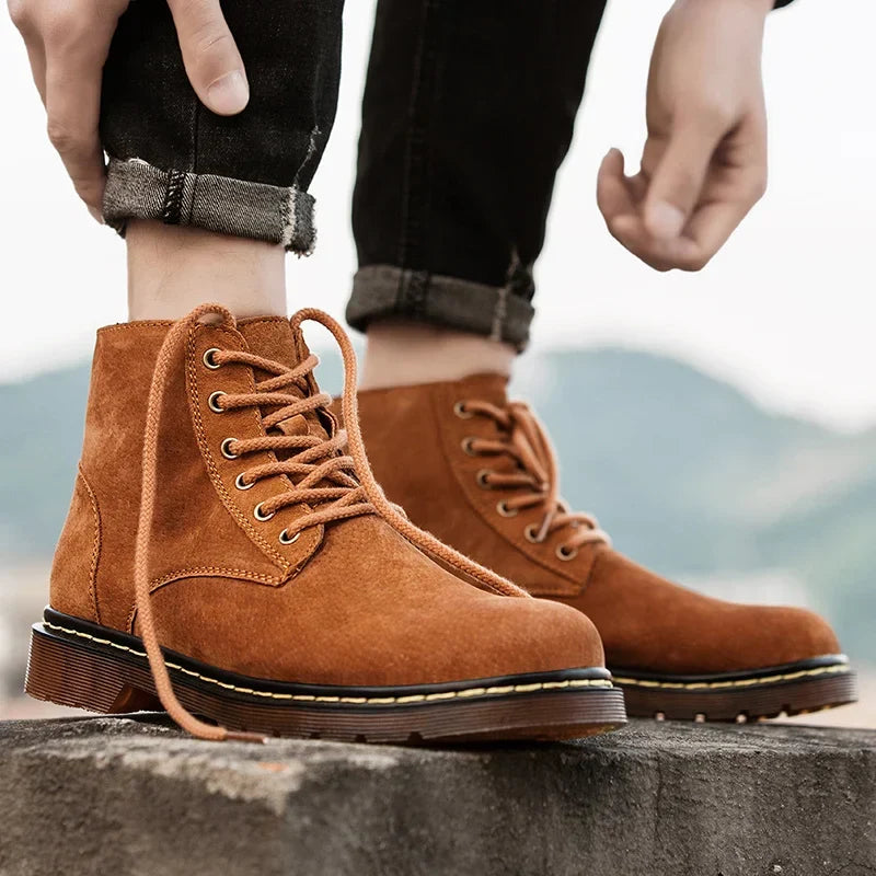 Derekson - Vintage Ridge Trail Boots | By Mason & Reed London