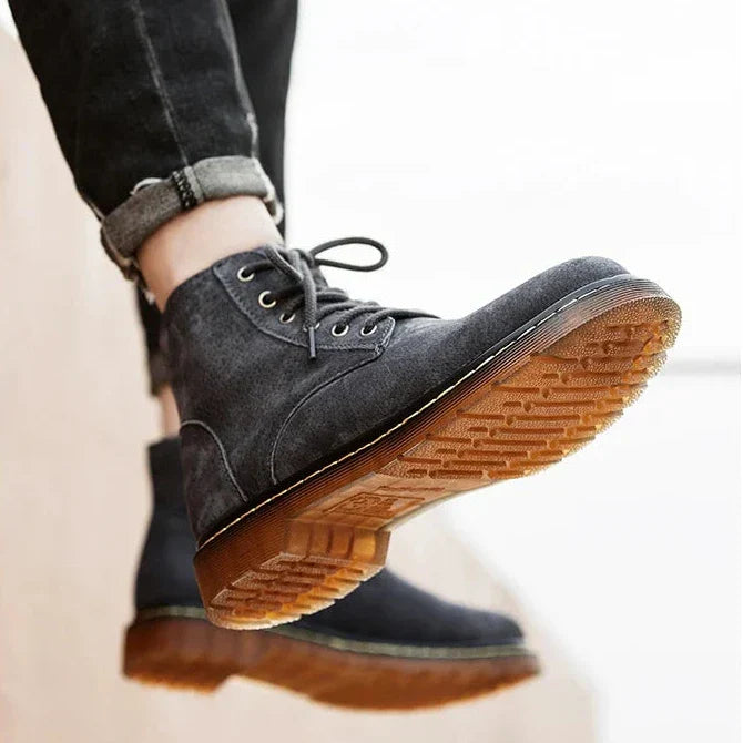 Derekson - Vintage Ridge Trail Boots | By Mason & Reed London